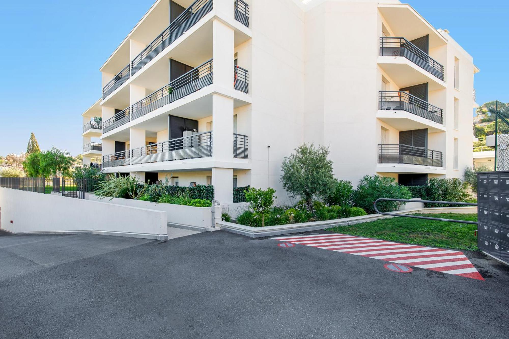 Lovely 2 Bedroom Condo With Pool Vallauris Exterior foto